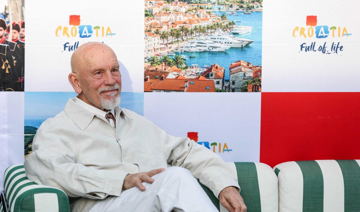 Famous Hollywood actor John Malkovich visited the Croatian national football team at their American base in Alexandria (USA) ahead of the opening of the 2026 World Cup. After hanging out with coach Zlatko Dalić and Luka Modrić and his teammates, John was ceremonially presented with a Croatian passport on June 14, 2026 in Alexandria (USA)
Photo: Igor Kralj/PIXSELL