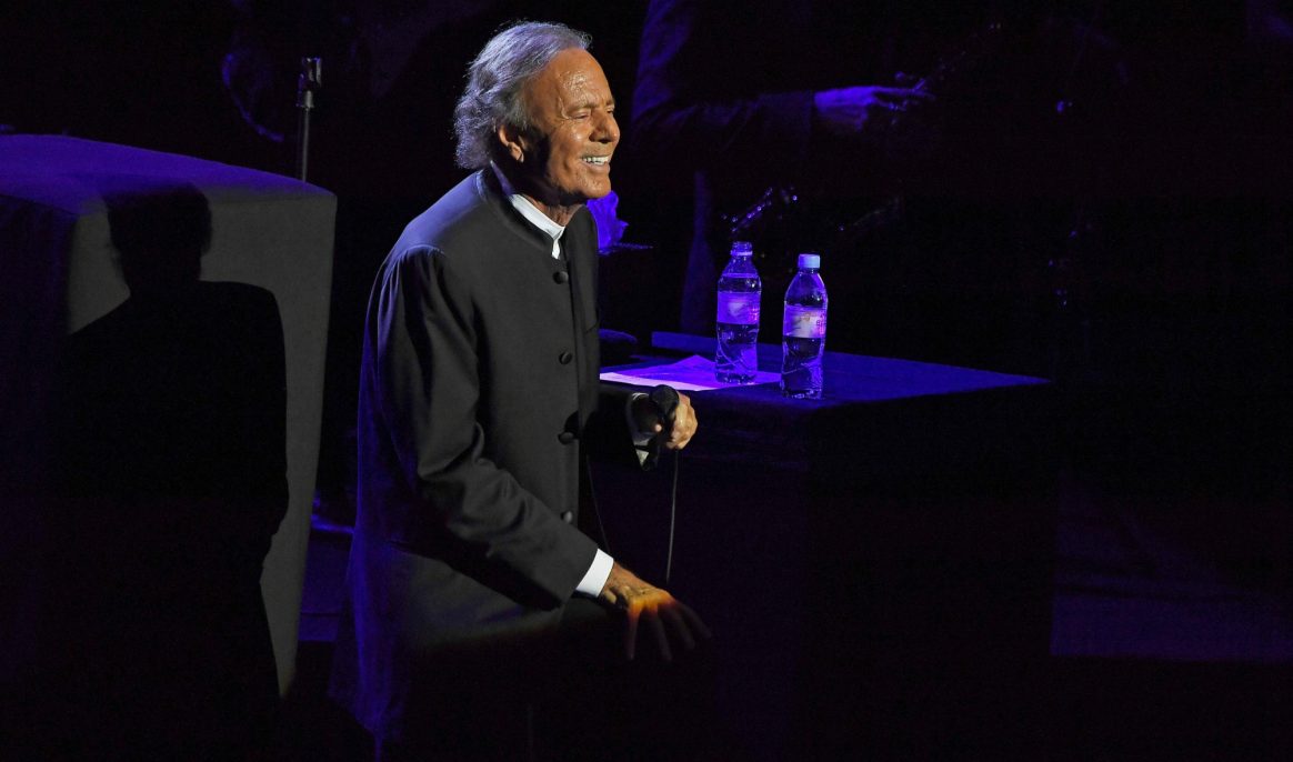 Julio Iglesias: nog meer beschuldigingen van ex-medewerkers op komst?