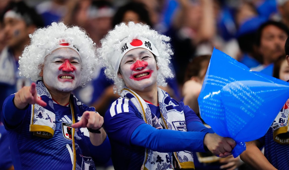 Why Japanese World Cup fans always leave the stadium spotless