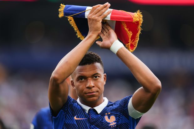 June 22, 2026:France Forward Kylian Mbappe (10) claps his hands prior to a FIFA World Cup match between France and Iraq at Philadelphia Stadium in Philadelphia, Pennsylvania. Kyle Rodden/CSM (Credit Image: Â Kyle Rodden/Cal Sport Media) Photo via Newscom picture alliance