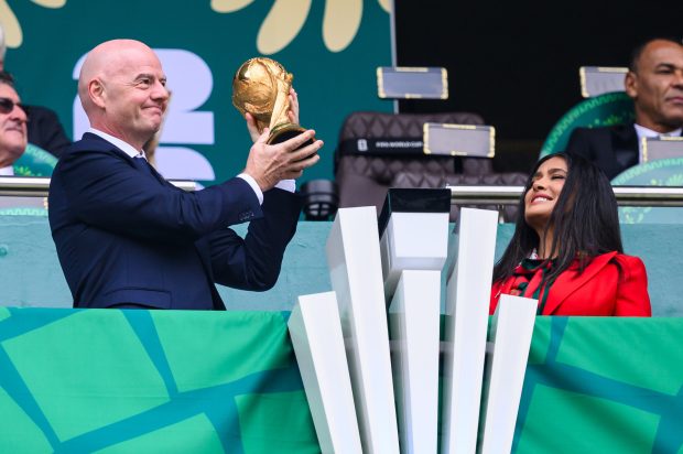 Soccer, Men: World Cup, Mexico vs. South Africa, First Round, Group A, Matchday 1, Mexico City Stadium. FIFA President Gianni Infantino and Salma Hayek present the World Cup trophy. ATTENTION: In accordance with FIFA regulations, these images may be used exclusively for editorial purposes. Commercial use is prohibited. Furthermore, no video-like sequences may be created, and no alterations may be made to the image, either in the foreground or the background.