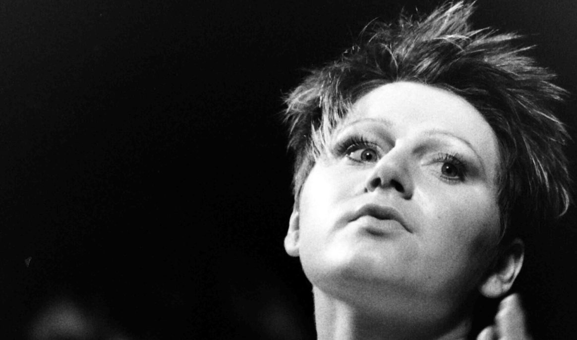 Née un 29 août: Elizabeth Fraser, voix d'ange, des Cocteau Twins à Massive Attack