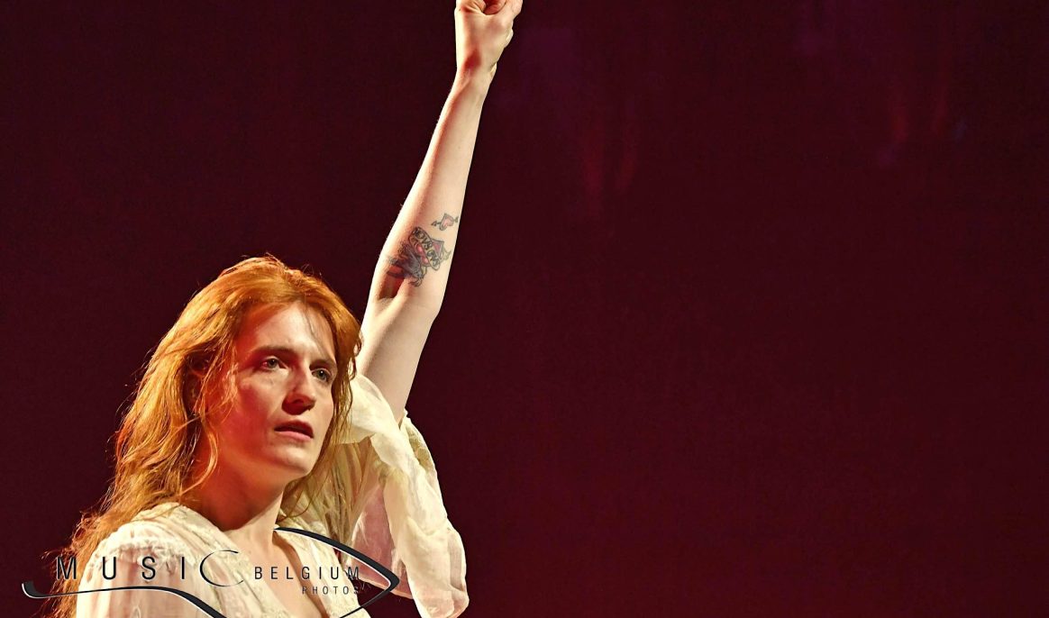 Née un 28 août : Florence Welch, une Machine complexe, troublante et un rien angoissée