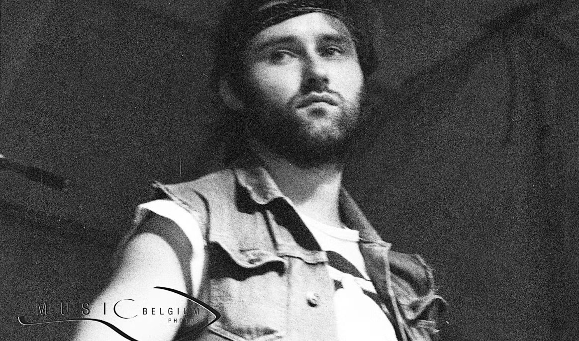 Né un 11 août: Jah Wobble, basse sous hypnose depuis un demi-siècle