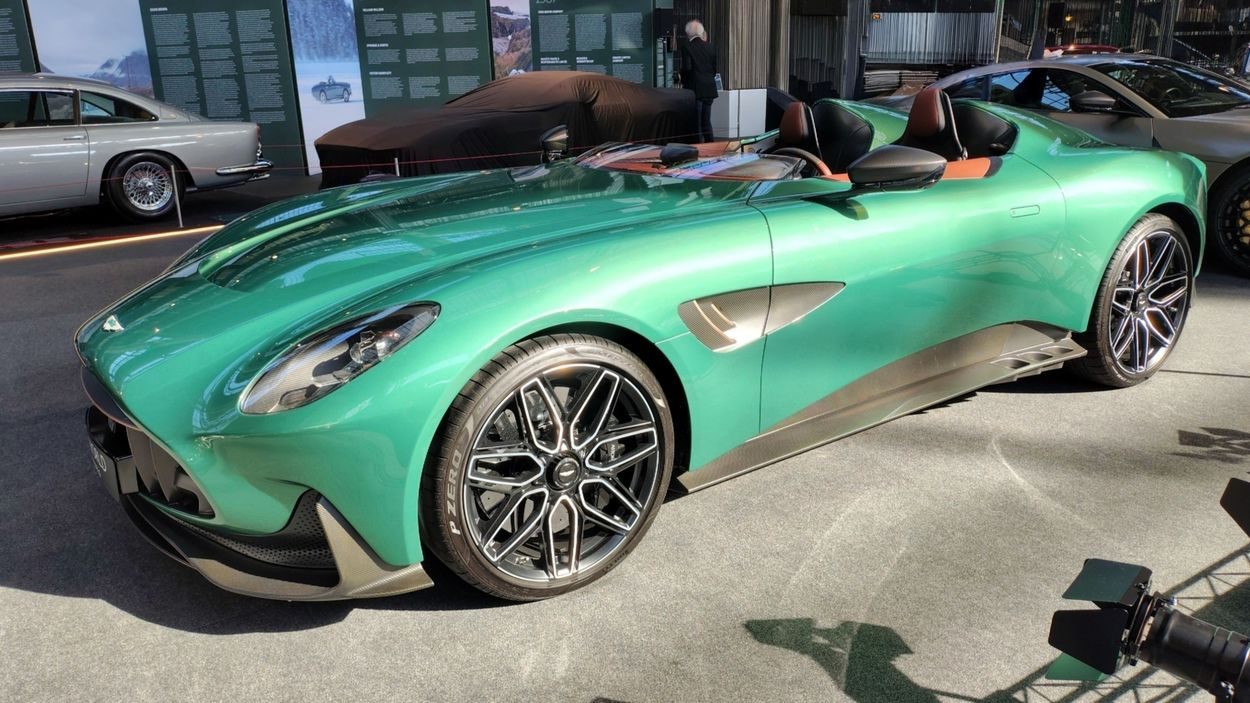 Aston Martin DBR22