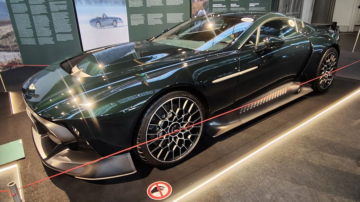 Aston Martin Victor