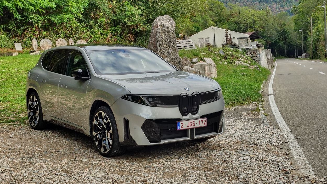 BMW iX3 50 xDrive