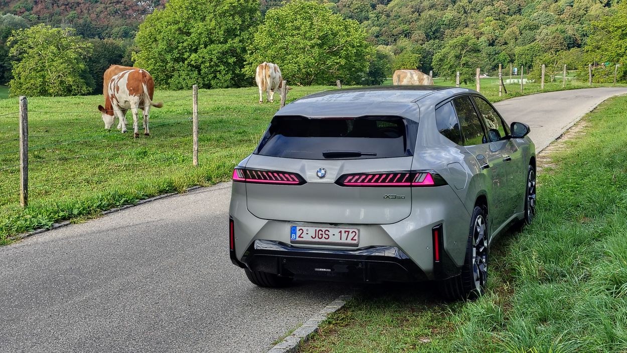 BMW iX3 50 xDrive
