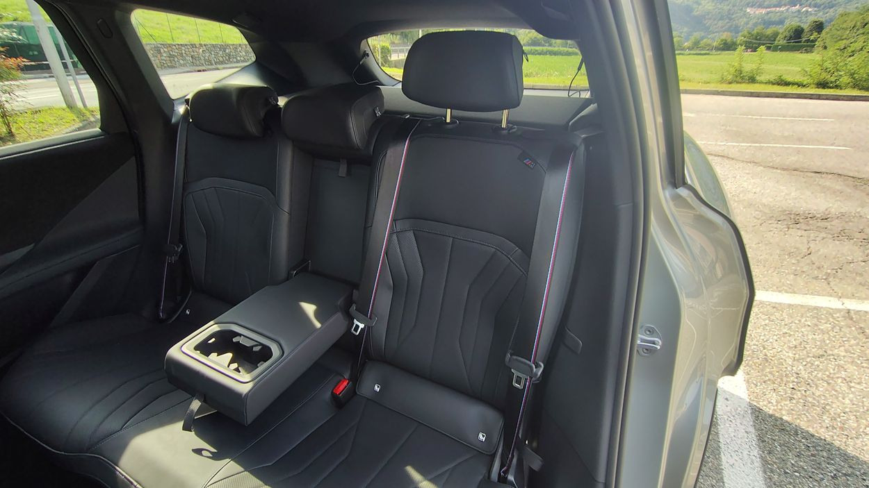 BMW iX3 50 xDrive