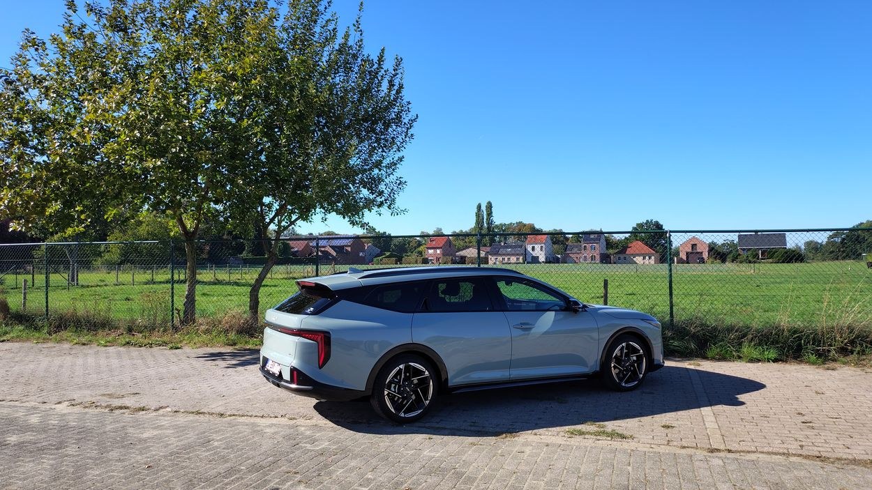 Kia K4 Sportswagon
