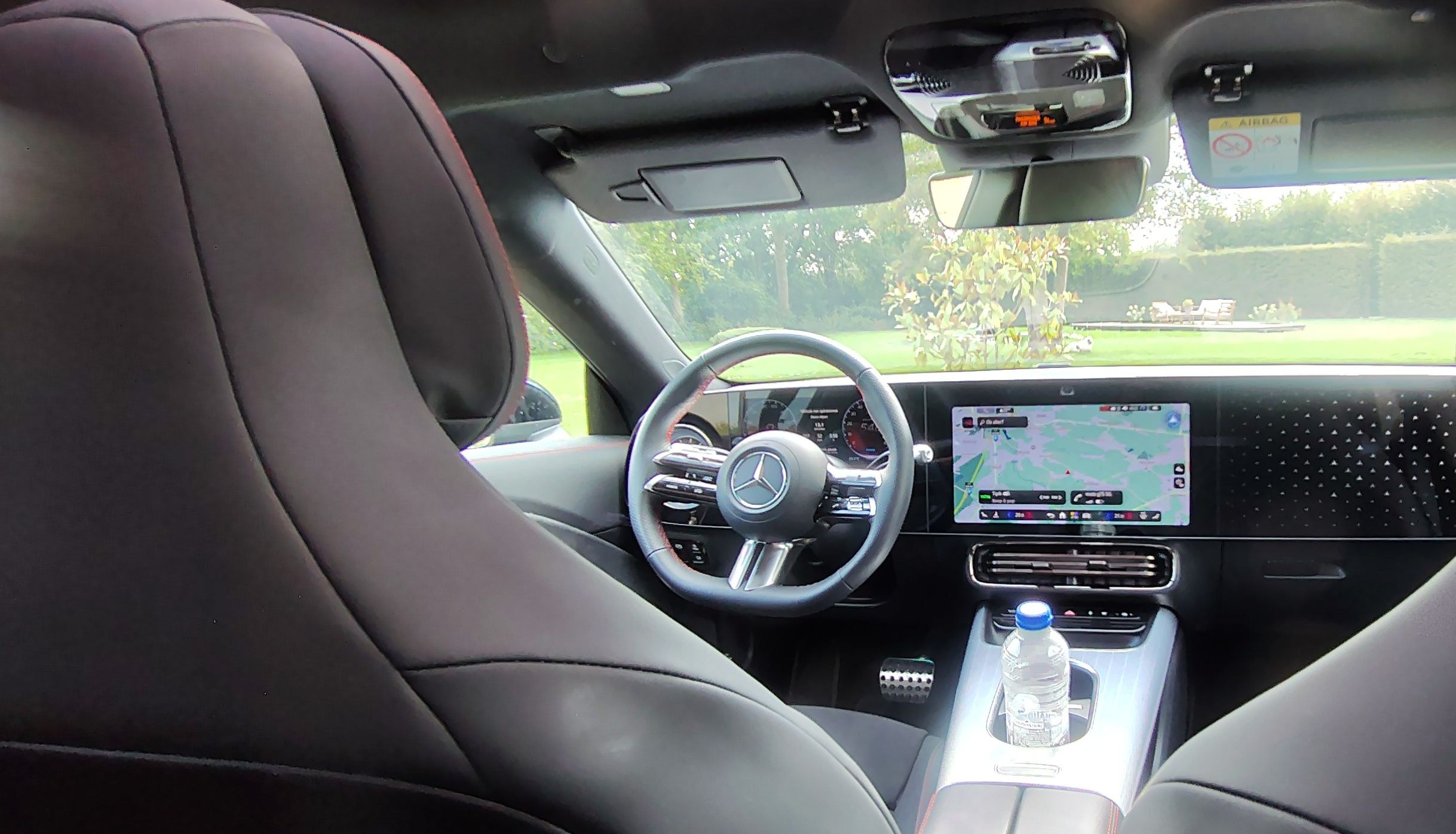 https://the-global.ams3.digitaloceanspaces.com/general/olivier/Mercedes-CLA-250-SB/auo-car-mercedes-cla-250-sb-2026-cockpit-olivier-duquesne.jpg