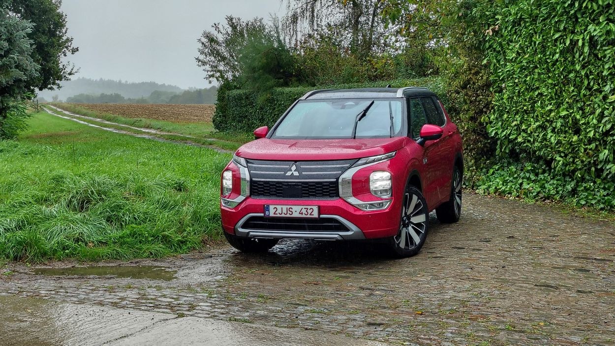 Mitsubishi Outlander PHEV