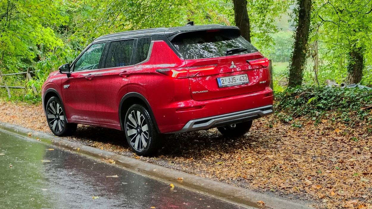 Mitsubishi Outlander PHEV