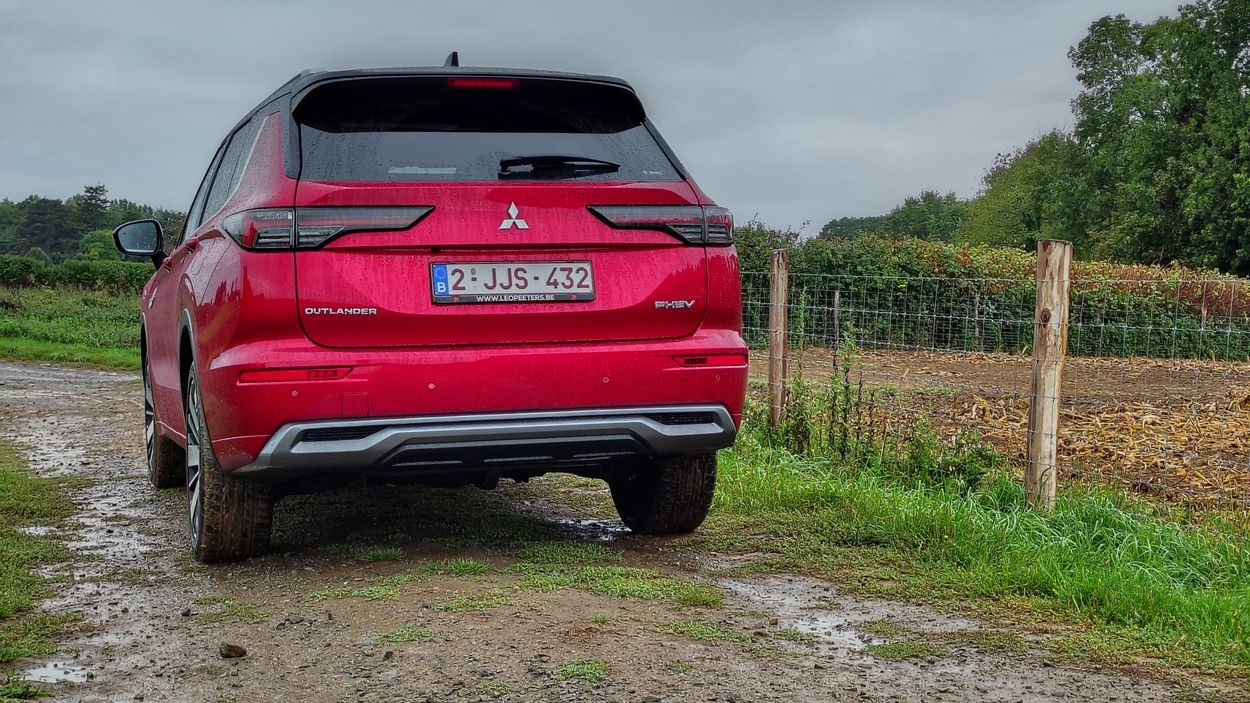 Mitsubishi Outlander PHEV