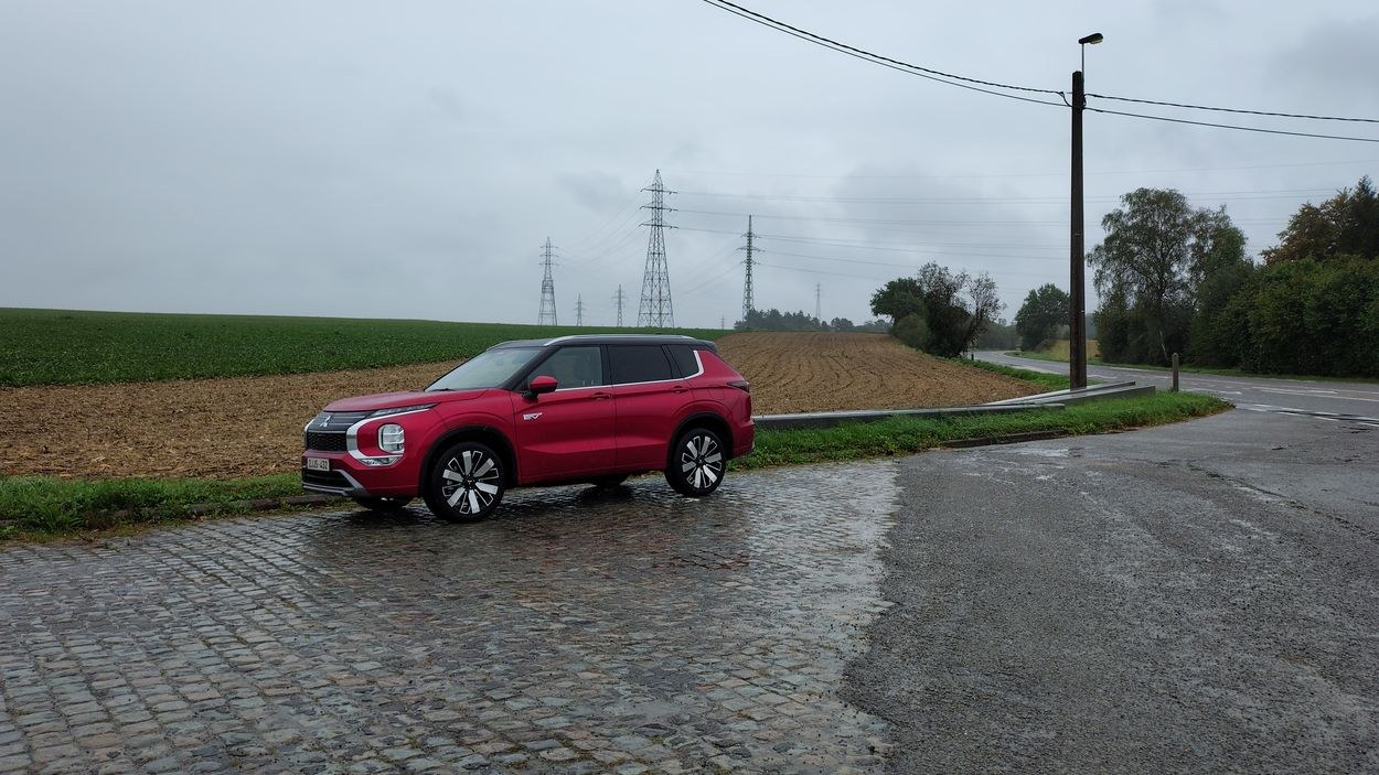 Mitsubishi Outlander PHEV