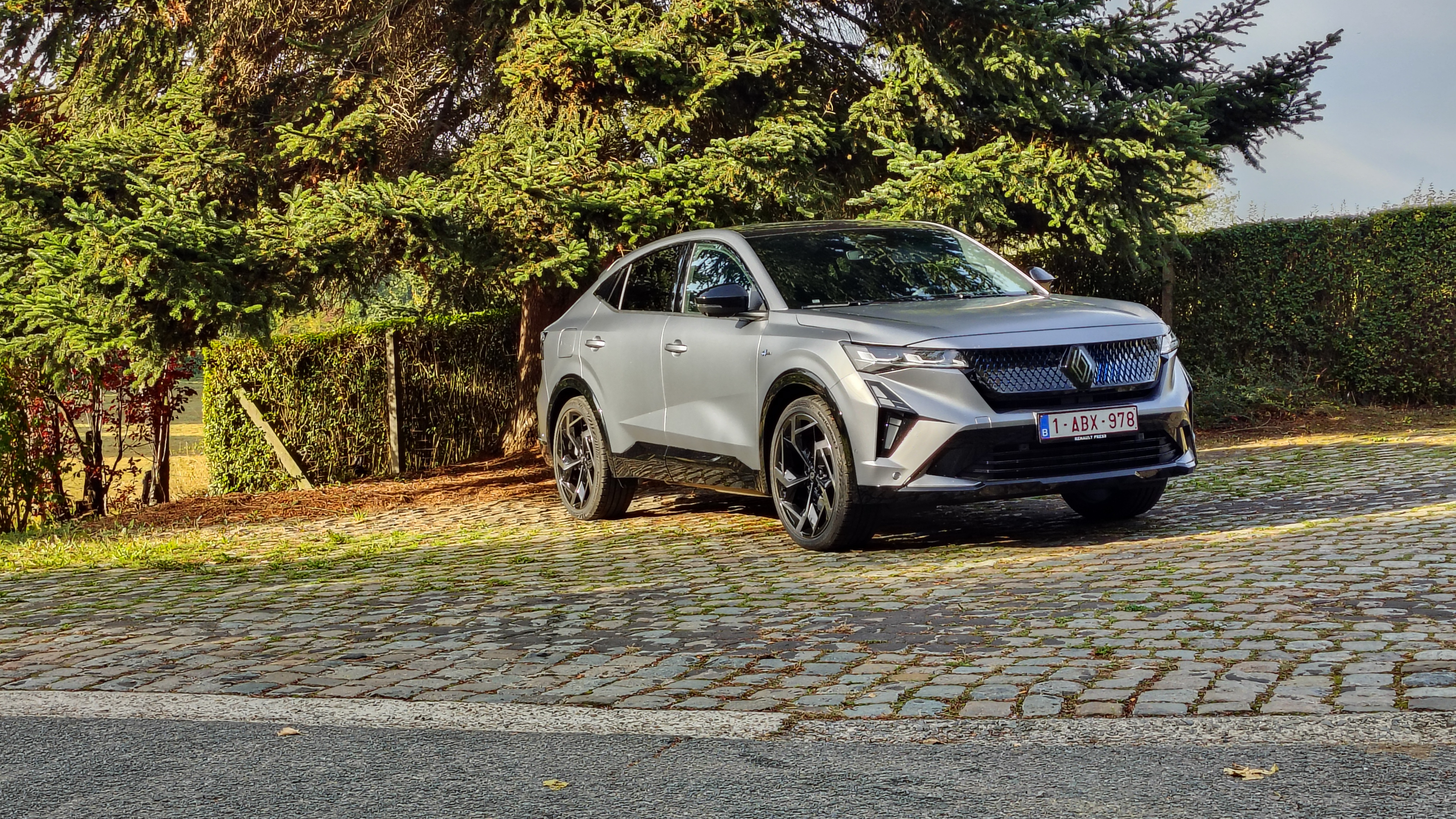 Renault Rafale Hyper Hybrid E-Tech AWD