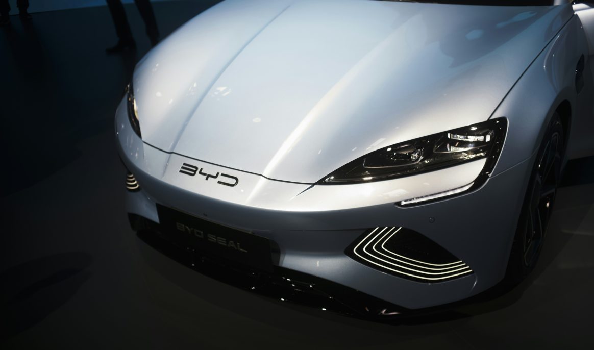 EU en China zetten nieuwe stap om ruzie over gesubsidieerde elektrische auto’s bij te leggen