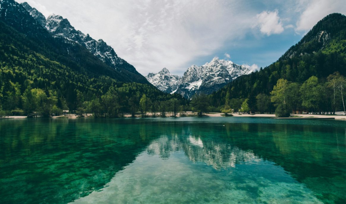 These are the 5 most dangerous lakes on the planet