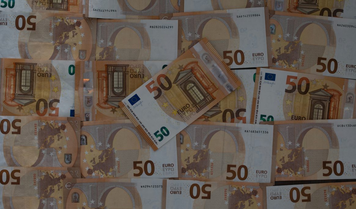 The euro is on a downward trend at the start of 2026