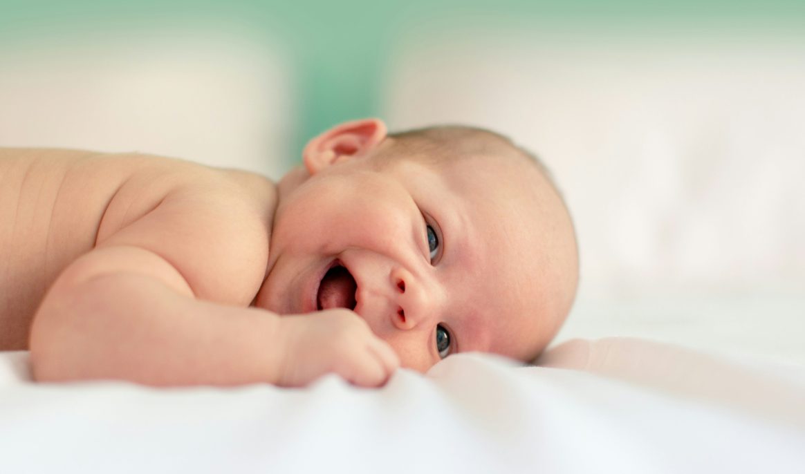 Nestlé breidt terugroepactie van melk uit: ook formule voor allergische baby’s kan gevaarlijke toxine bevatten