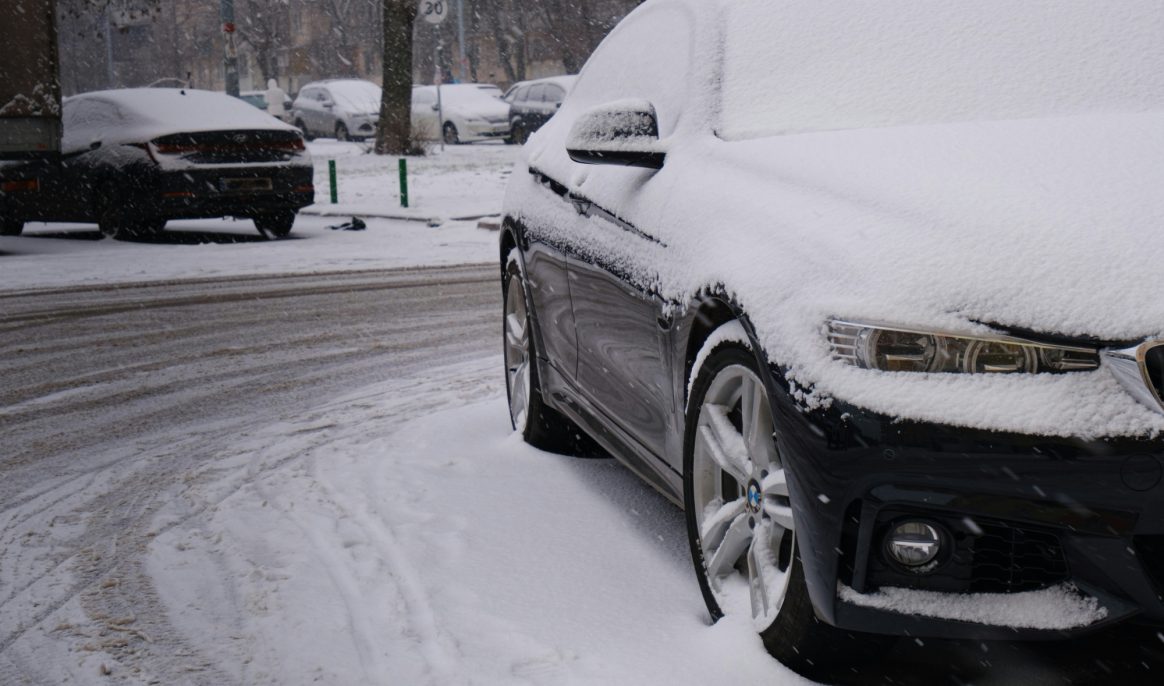 L’astuce pour dégivrer votre pare-brise en 2 secondes top chrono