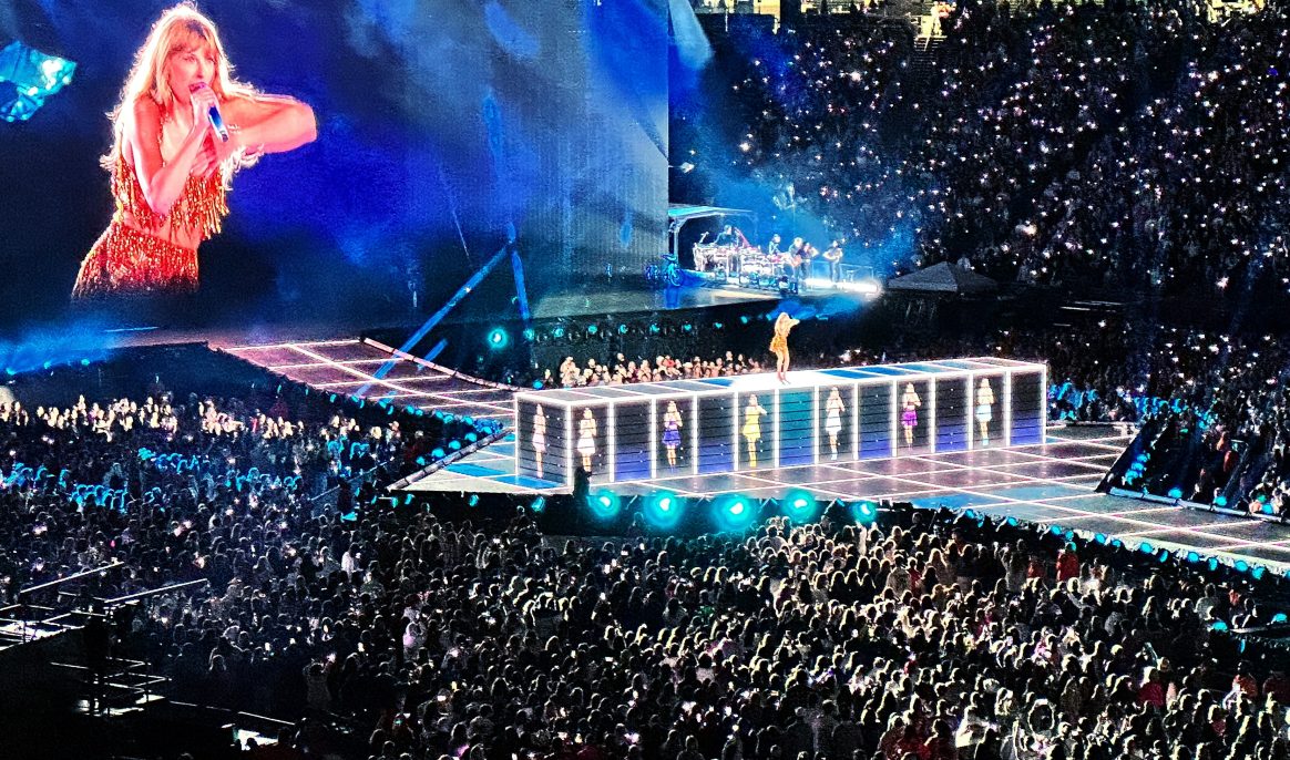 Taylor Swift and Travis Kelce's wedding: Couple put on a memorable show